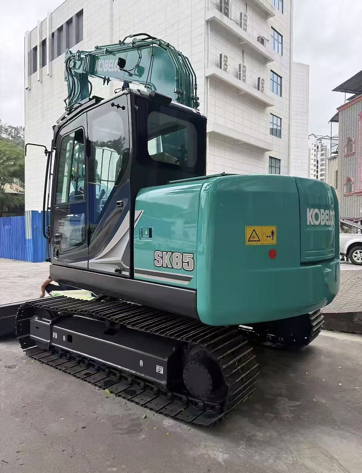 Kobelco SK85