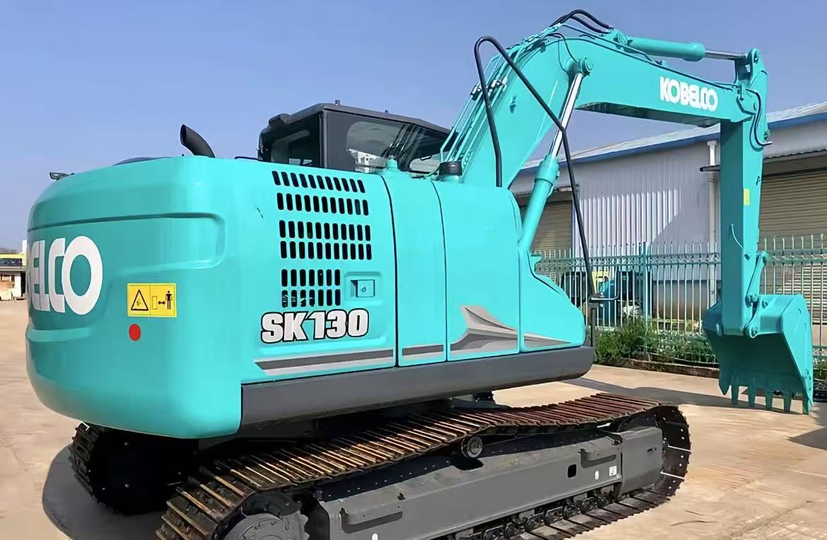 Kobelco SK130