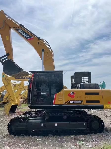 Used SANY 305H Crawler Excavator – Low Hours, Strong Performance