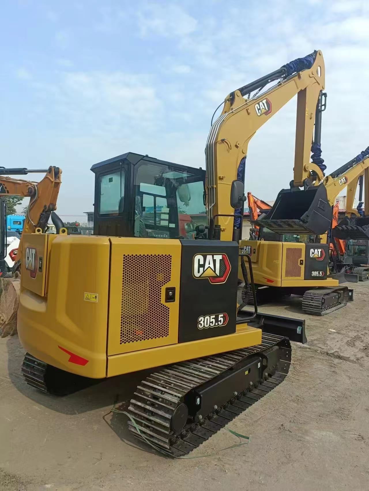 Caterpillar 305.5